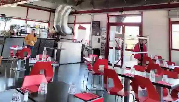 Le restaurant - Au Banc d'Essai - Saint-Martin-de-Valgalgues - meilleur resto SAINT-MARTIN-DE-VALGALGUES